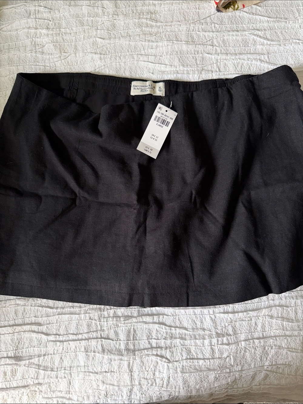 Abercrombie & Fitch Black Mini Skort